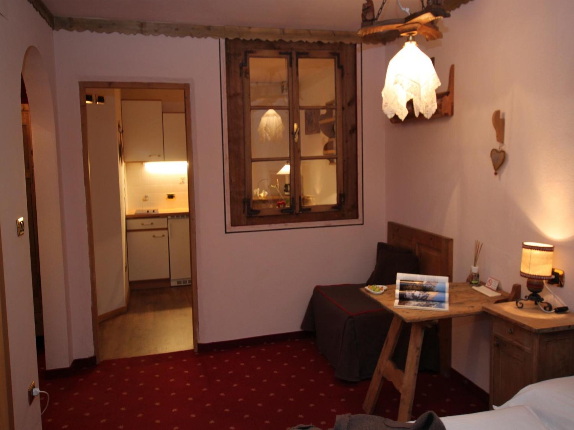 Hotel Garni Ortles Selva di Val Gardena Zewnętrze zdjęcie